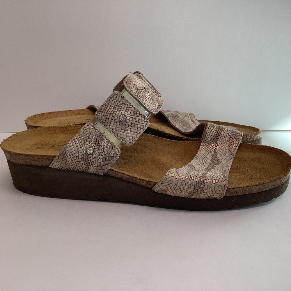 Naot Ashley Metallic Snakeskin Wedge Sandals NWOT Size 40/ US 9 - 9.5